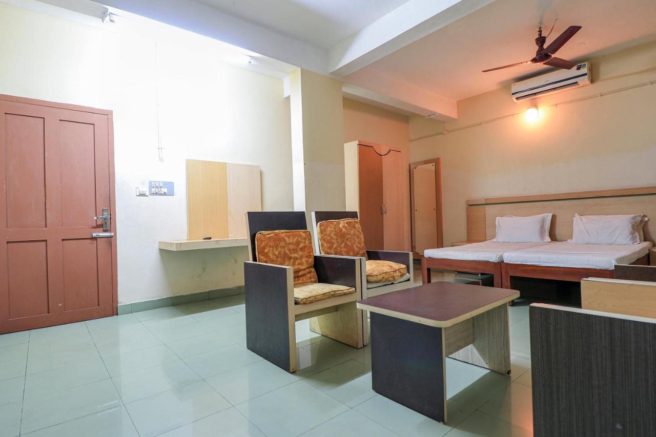 Spot On 60610 Malabar Tourist Home Kannur Luaran gambar