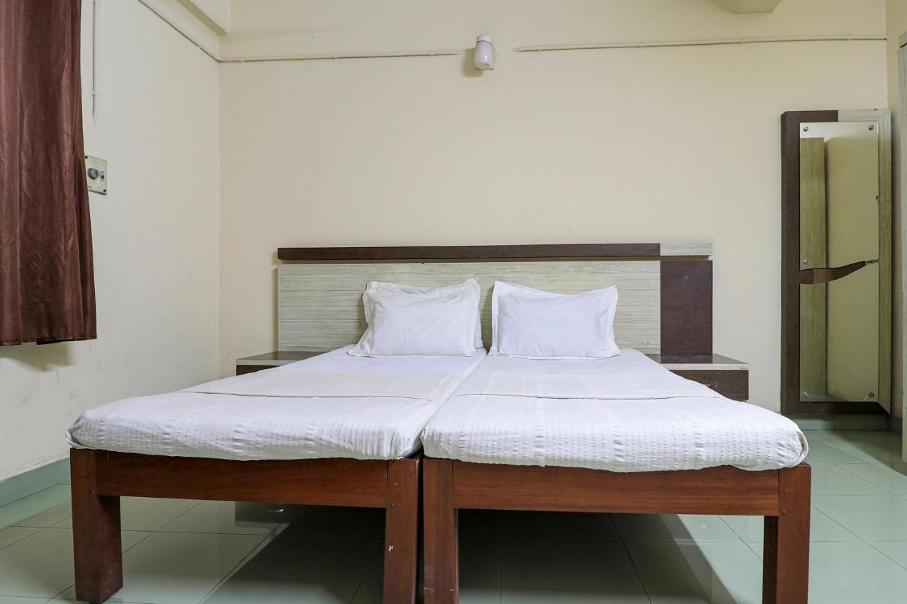 Spot On 60610 Malabar Tourist Home Kannur Luaran gambar